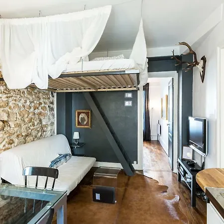 Cosy 40m² Near Montmartre Апартаменты *