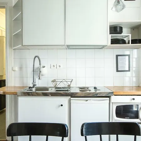 Апартаменты Cosy 40m² Near Montmartre